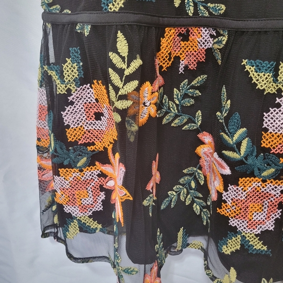 Sam Edelman Sleeveless Black Embroidery Mesh floral Whimsical Garden mini Dress - Picture 10 of 13